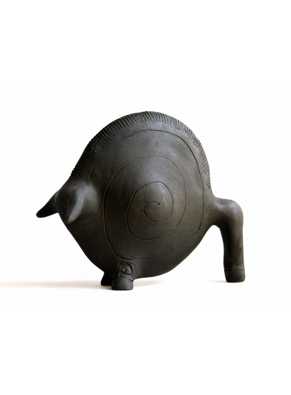 Statuetta decorativa del Dio Toro in terracotta di artigianato sardo - Toro Tondo Piccolo