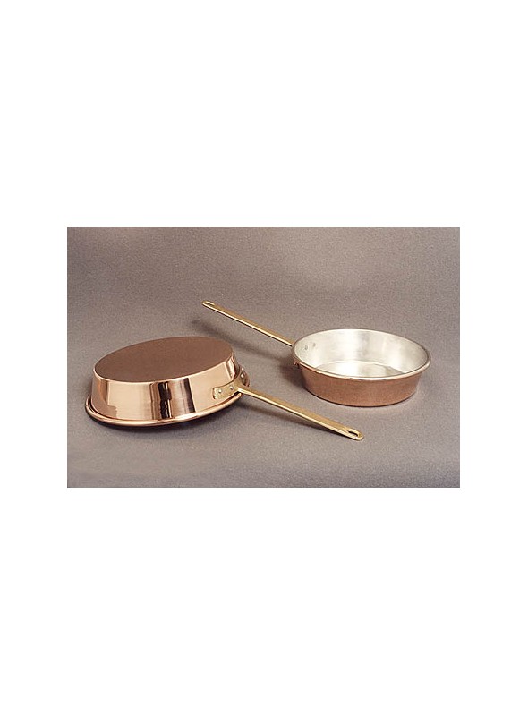 Saucepan with brass handle